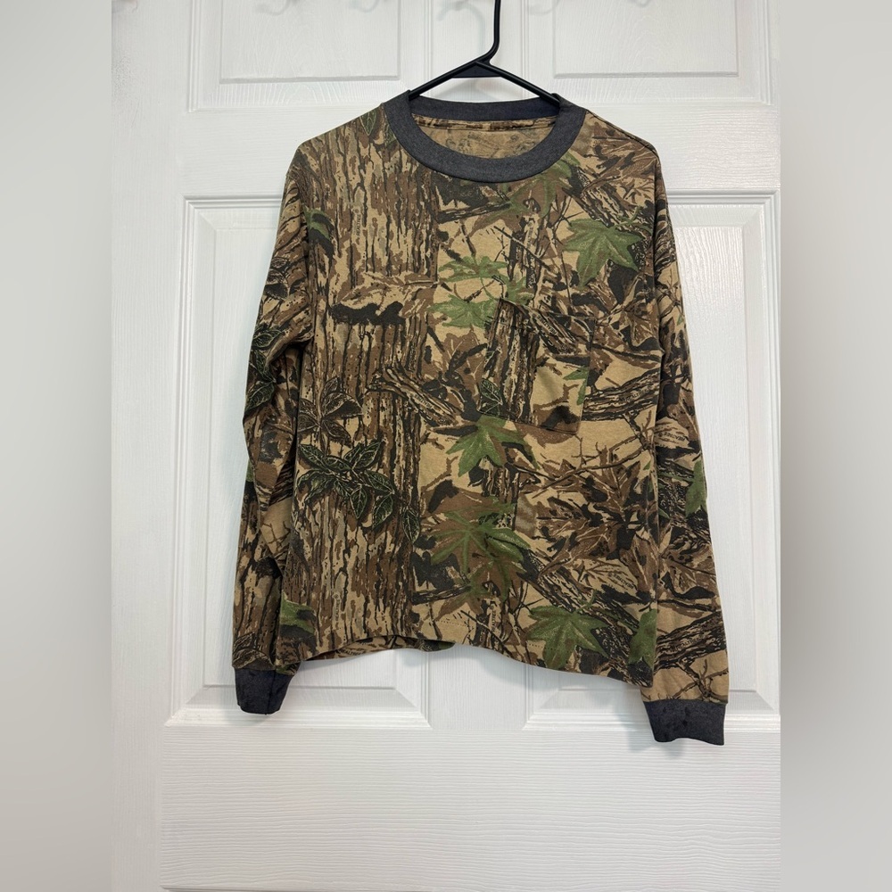 Realtree Camouflage Long Sleeve Tee